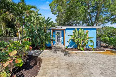 2657 44th Street S, Gulfport, FL 33711 - Photo 1