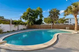 125 Harbor Bluff Dr, Largo, FL 33770 - Photo 80