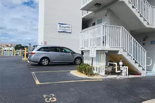 800 Bayway Blvd, Clearwater Beach, FL 33767 - Photo 2