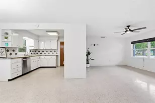 2930 80th St N, Saint Petersburg, FL 33710 - Photo 14