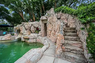 2521 Lake Ellen Dr, Tampa, FL 33618 - Photo 60