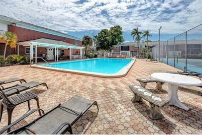 8345 13th Street N #B, Saint Petersburg, FL 33702 - Photo 32