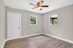 3471 15th Ave S, Saint Petersburg, FL 33711 - Photo 8