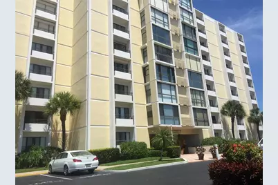 800 S Gulfview Boulevard #303, Clearwater Beach, FL 33767 - Photo 2