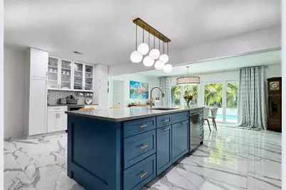 4626 Bayshore Boulevard NE, Saint Petersburg, FL 33703 - Photo 8