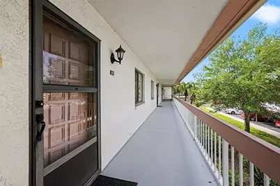 172 Lakeview Way #172, Oldsmar, FL 34677 - Photo 4
