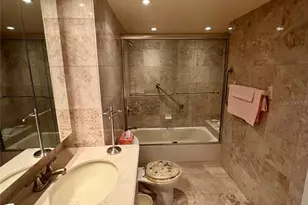 180 SE 20th Ave, Deerfield Beach, FL 33441 - Photo 14