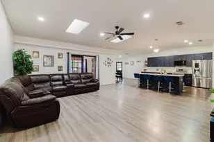 5402 Swallow Dr, Land O Lakes, FL 34639 - Photo 4