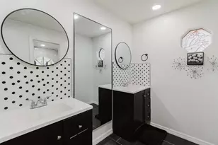 5402 Swallow Dr, Land O Lakes, FL 34639 - Photo 20