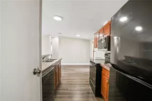 128 Pernell Johnson Dr, Seffner, FL 33584 - Photo 16