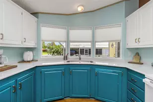 106 Thatch Palm St W, Largo, FL 33770 - Photo 6