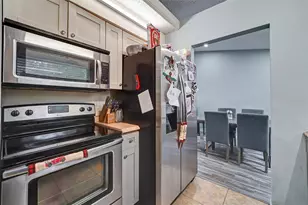 1250 Finland Dr, Spring Hill, FL 34609 - Photo 6