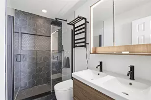 5916 Lake Front Dr, Wesley Chapel, FL 33545 - Photo 26