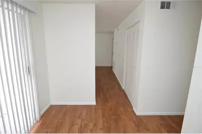 8425 Cerro Circle #163, Tampa, FL 33617 - Photo 24