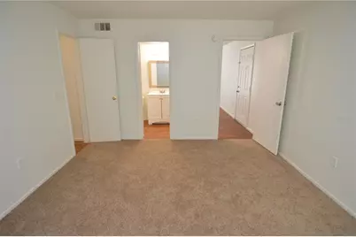8425 Cerro Circle #163, Tampa, FL 33617 - Photo 32