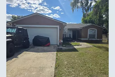 10020 N Connechusett Road, Tampa, FL 33617 - Photo 1