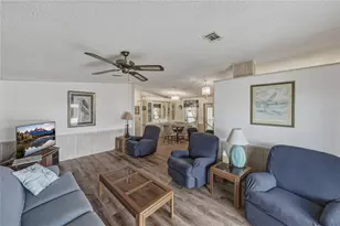 35116 Colony Hills Dr, Zephyrhills, FL 33541 - Photo 8