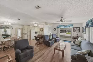 35116 Colony Hills Dr, Zephyrhills, FL 33541 - Photo 6