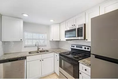 811 Russell Lane #309, Brandon, FL 33510 - Photo 4