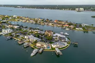 51 Island Way, Clearwater Beach, FL 33767 - Photo 56