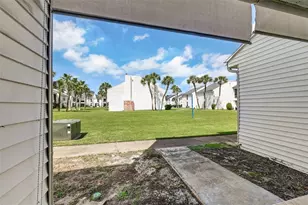 704 Haven Pl, Tarpon Springs, FL 34689 - Photo 32