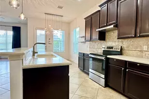 6157 Castleton Hollow Rd, Riverview, FL 33578 - Photo 4