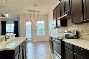 6157 Castleton Hollow Rd, Riverview, FL 33578 - Photo 8