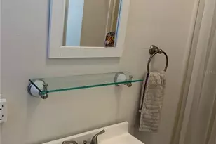 11727 Wesson Cir E, Tampa, FL 33618 - Photo 4