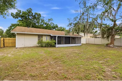 8522 Caladesi Island Drive, Temple Terrace, FL 33637 - Photo 20