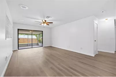 8522 Caladesi Island Drive, Temple Terrace, FL 33637 - Photo 2