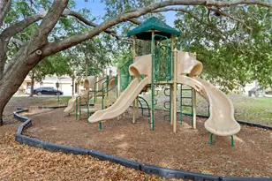9718 Hound Chase Dr, Gibsonton, FL 33534 - Photo 48