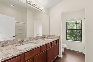 5520 Kinglethill Dr, Lithia, FL 33547 - Photo 10
