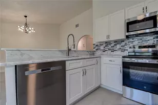13920 Egret Ln, Clearwater, FL 33762 - Photo 14