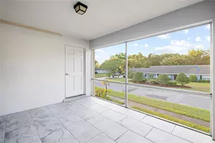 3402 Latania Dr, Tampa, FL 33618 - Photo 24