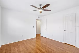 3402 Latania Dr, Tampa, FL 33618 - Photo 22