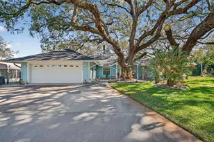 1312 Grove Ave, Tarpon Springs, FL 34689 - Photo 1