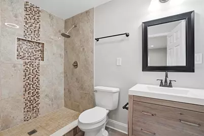 6460 33rd Avenue N, Saint Petersburg, FL 33710 - Photo 20