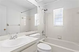 9247 Camino Villa Blvd, Tampa, FL 33635 - Photo 26