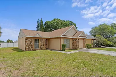 9247 Camino Villa Boulevard, Tampa, FL 33635 - Photo 2