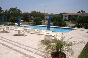 1610 Seascape Cir, Tarpon Springs, FL 34689 - Photo 18