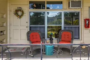 4051 58th St N, Saint Petersburg, FL 33709 - Photo 24