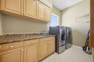 18629 Avenue Capri, Lutz, FL 33558 - Photo 18