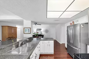 25 Harbor Woods Cir, Safety Harbor, FL 34695 - Photo 18