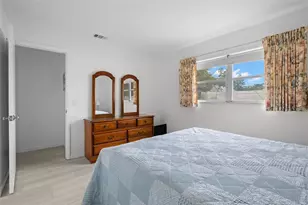 616 Heritage Ln, Largo, FL 33770 - Photo 22