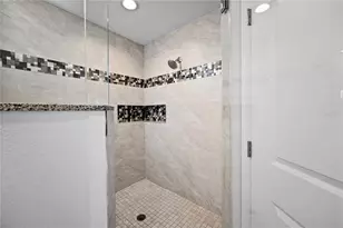 706 Bayway Blvd, Clearwater Beach, FL 33767 - Photo 18