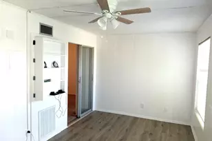 2359 Finlandia Ln, Clearwater, FL 33763 - Photo 12