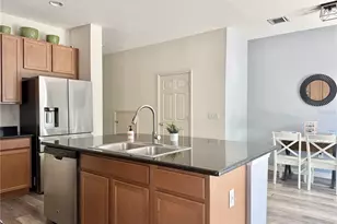 6956 Towne Lake Rd, Riverview, FL 33578 - Photo 10
