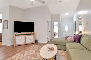 6806 S Gabrielle St, Tampa, FL 33611 - Photo 4