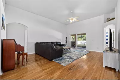 8525 Heyward Road, Tampa, FL 33635 - Photo 16