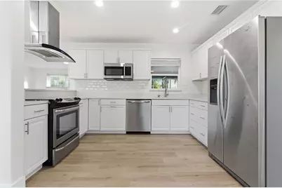 327 Sunny Lane, Belleair, FL 33756 - Photo 4